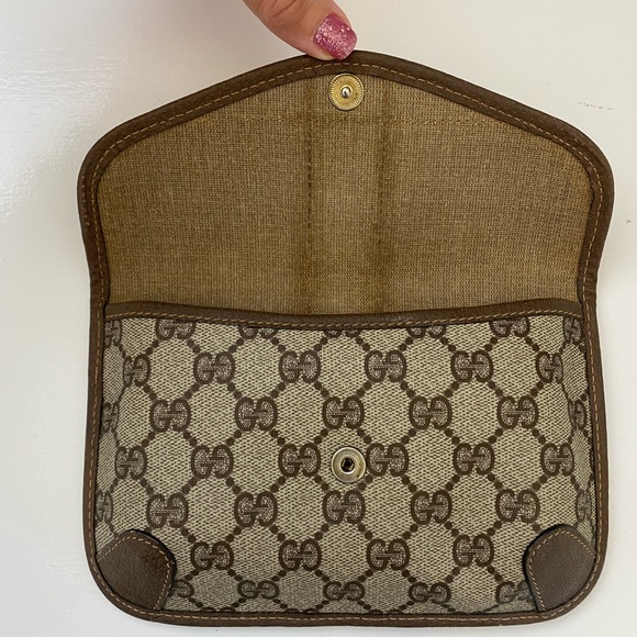 Authentic Vintage Gucci Sherry Line Clutch - Picture 4 of 14